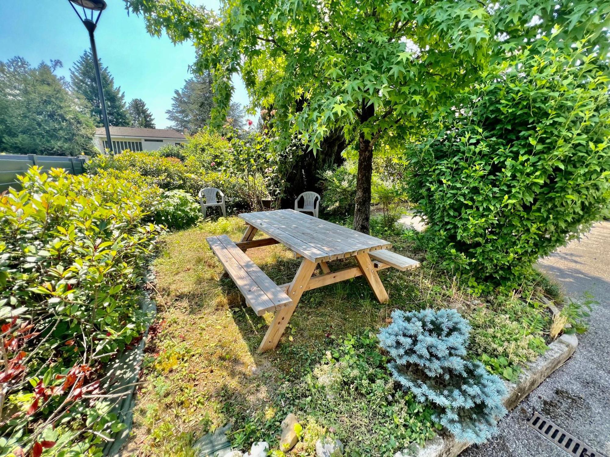 La Branche Du Cerisier Apartamento Annecy Exterior foto